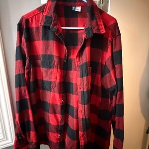 H&M Red and Black Checkered Men's Shirt